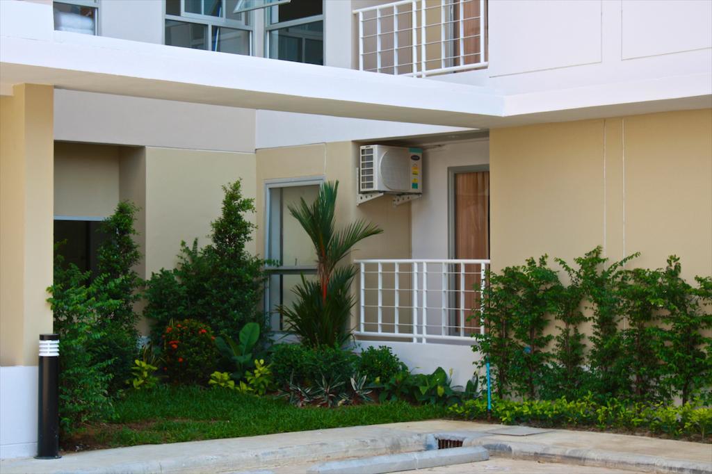 Baanbudsarin Apartment Sing Buri Eksteriør bilde