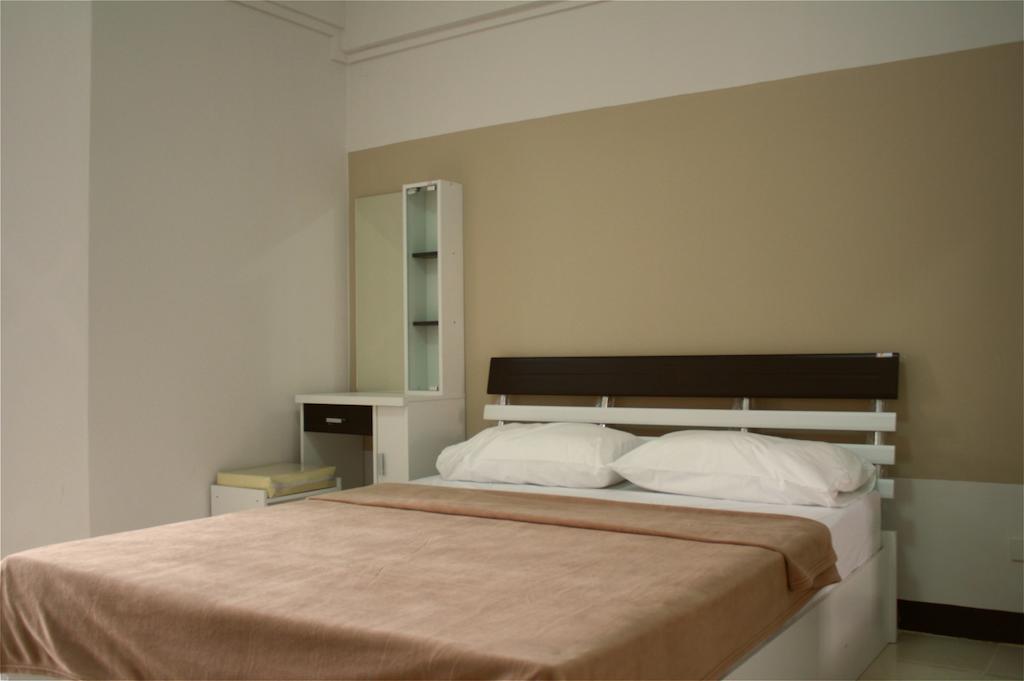 Baanbudsarin Apartment Sing Buri Eksteriør bilde