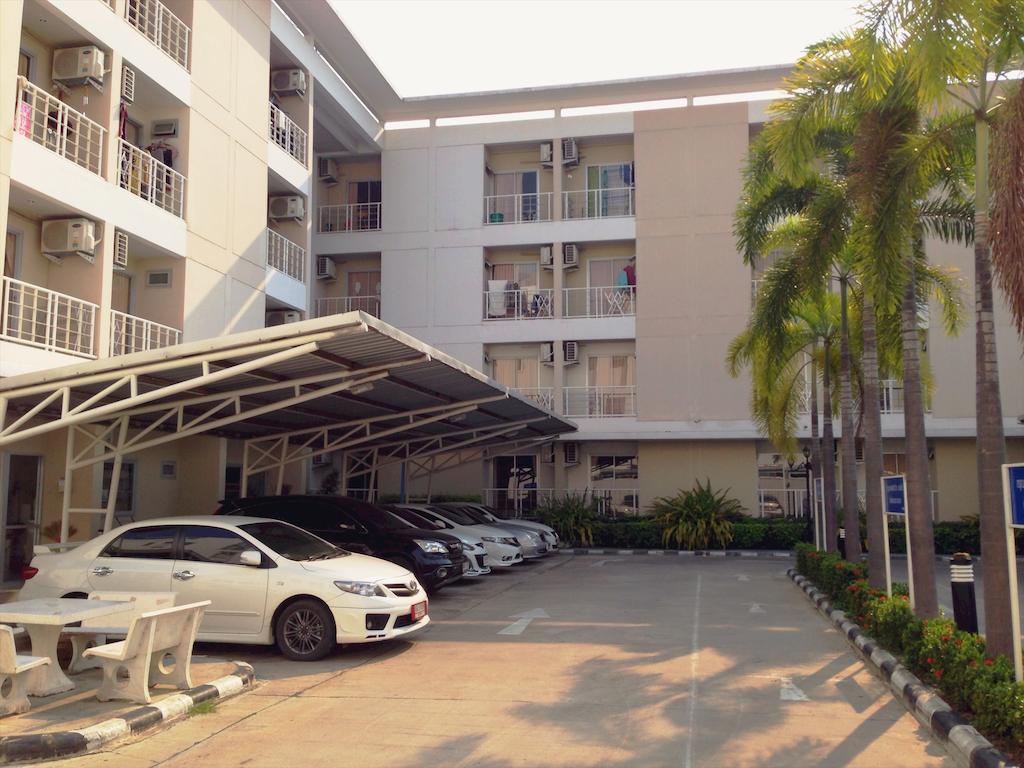 Baanbudsarin Apartment Sing Buri Eksteriør bilde